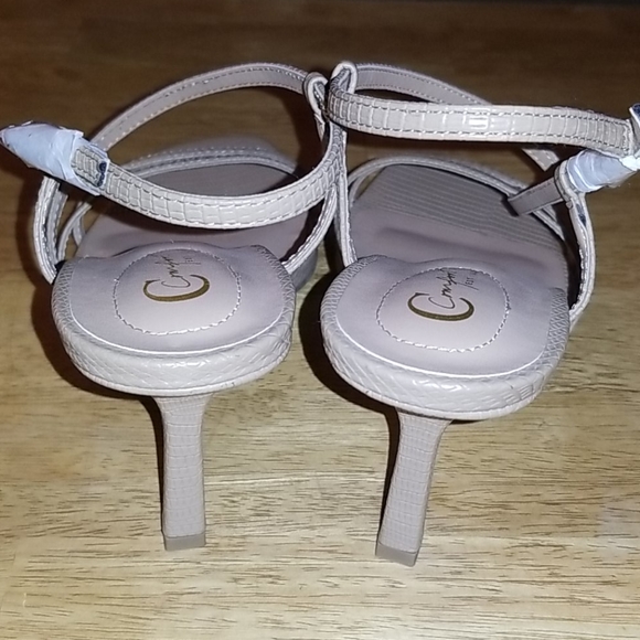 C Comfort heel sz 10 NWT - Picture 4 of 4